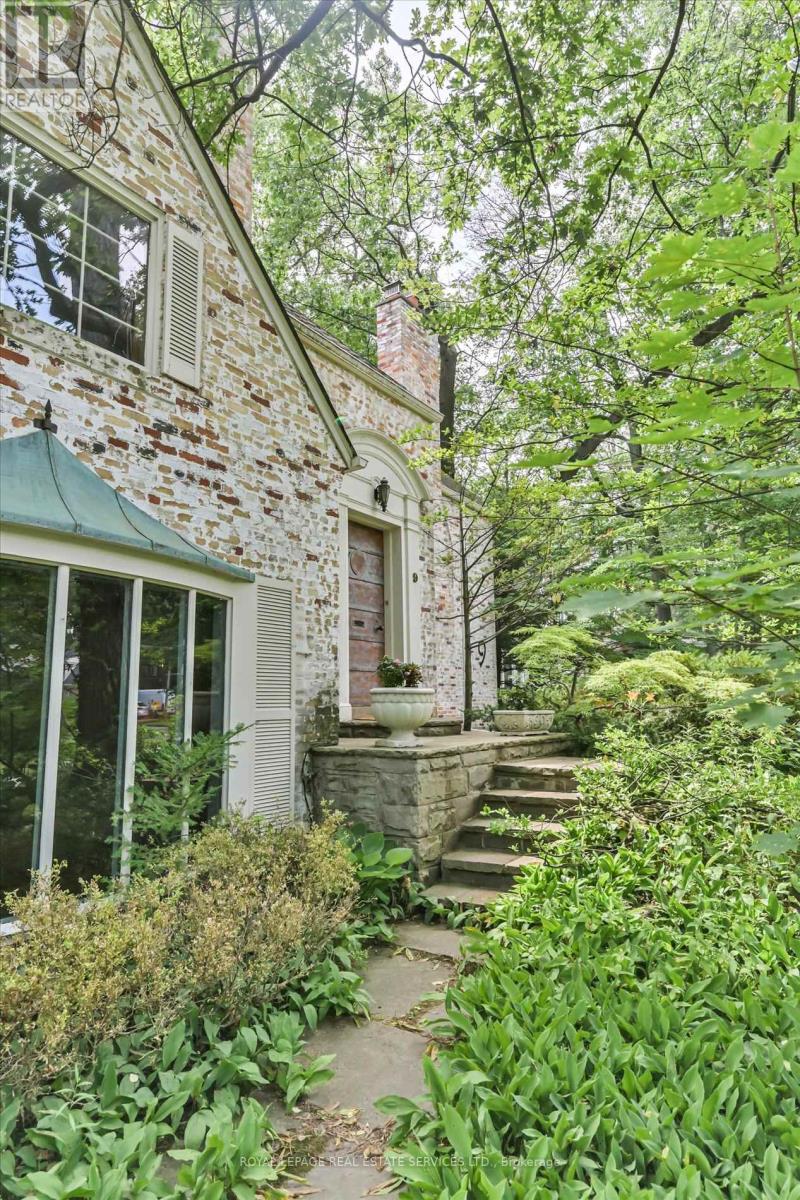 Property at 9 EDENBRIDGE DRIVE image 4