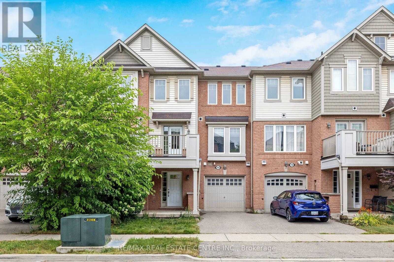 761 Challinor Terrace, Milton, Ontario  L9T 7V5 - Photo 1 - W12320342