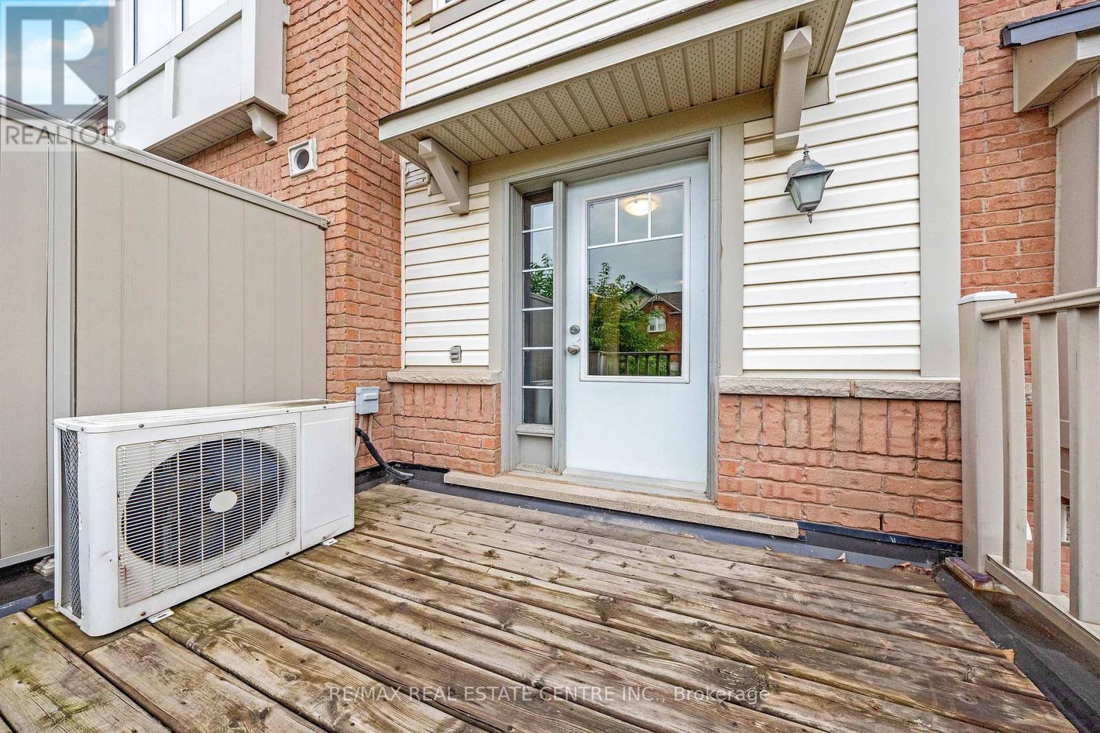 761 Challinor Terrace, Milton, Ontario  L9T 7V5 - Photo 10 - W12320342