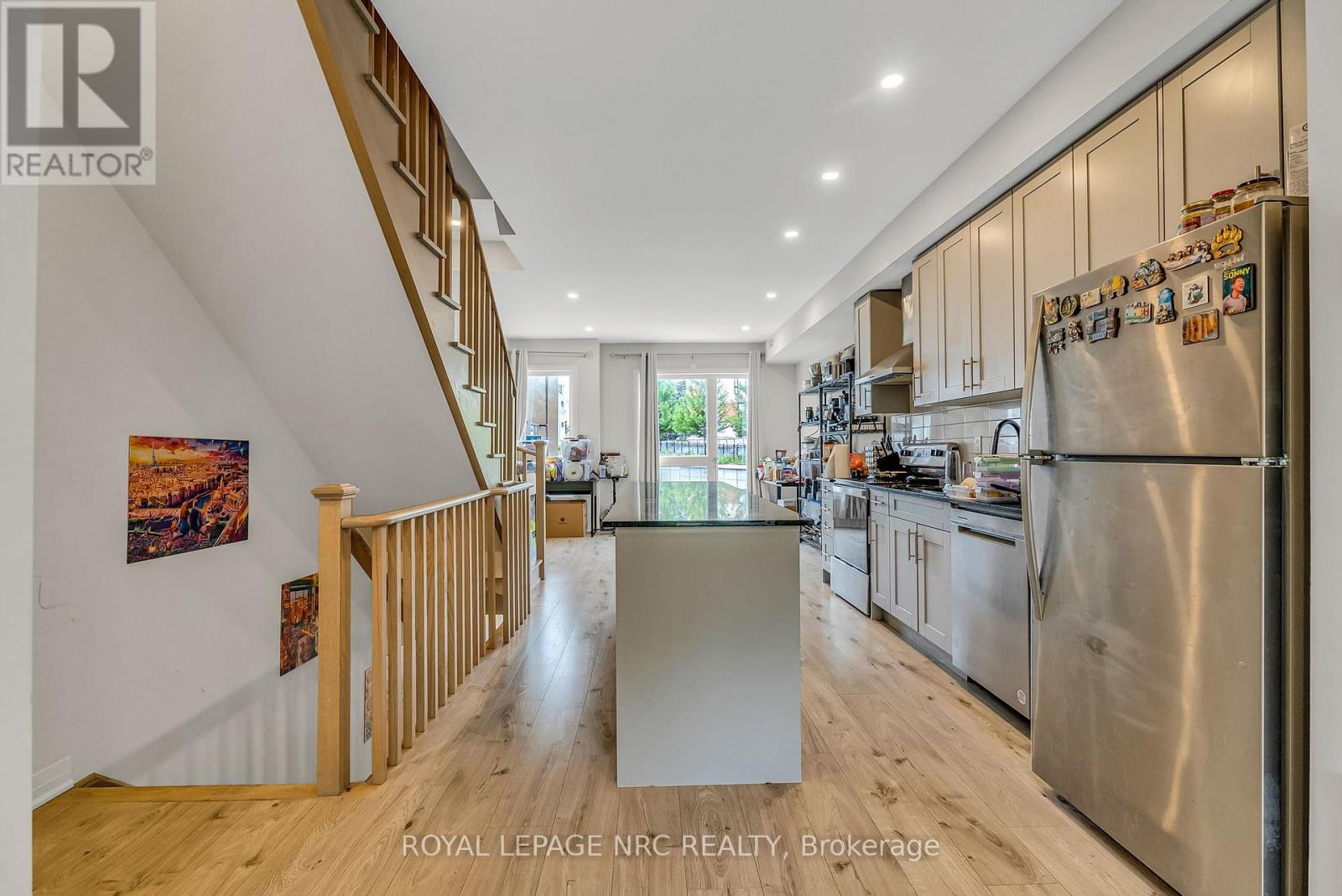 1670 Pleasure Valley Path, Oshawa, Ontario  L1G 0E3 - Photo 7 - E12320384
