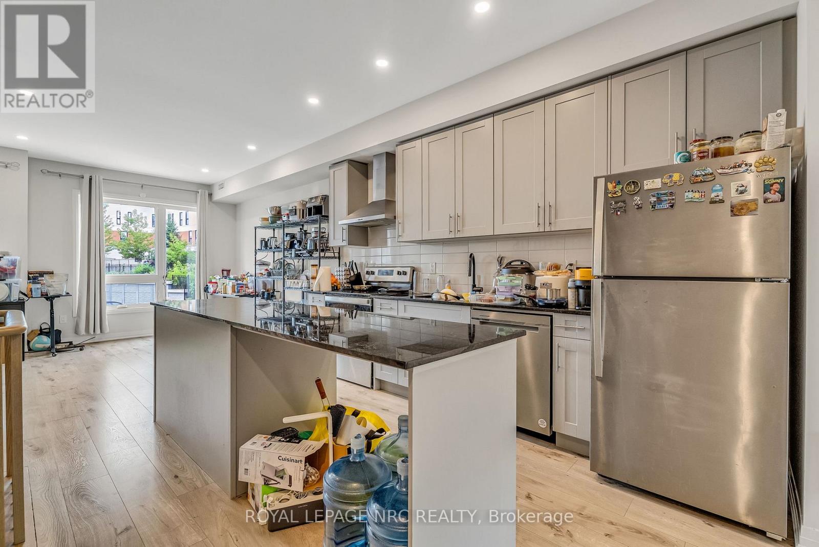 1670 Pleasure Valley Path, Oshawa, Ontario  L1G 0E3 - Photo 9 - E12320384
