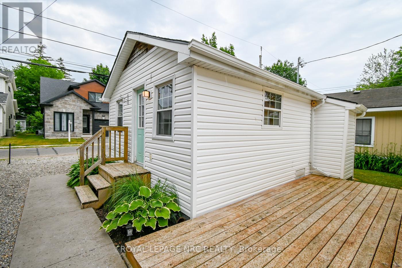 387 Elmwood Avenue, Fort Erie, Ontario  L0S 1B0 - Photo 27 - X12320380