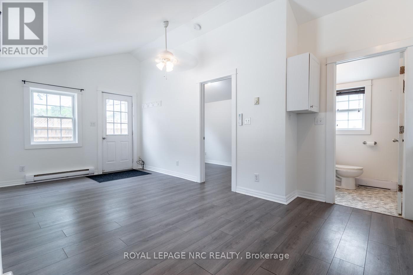 387 Elmwood Avenue, Fort Erie, Ontario  L0S 1B0 - Photo 29 - X12320380