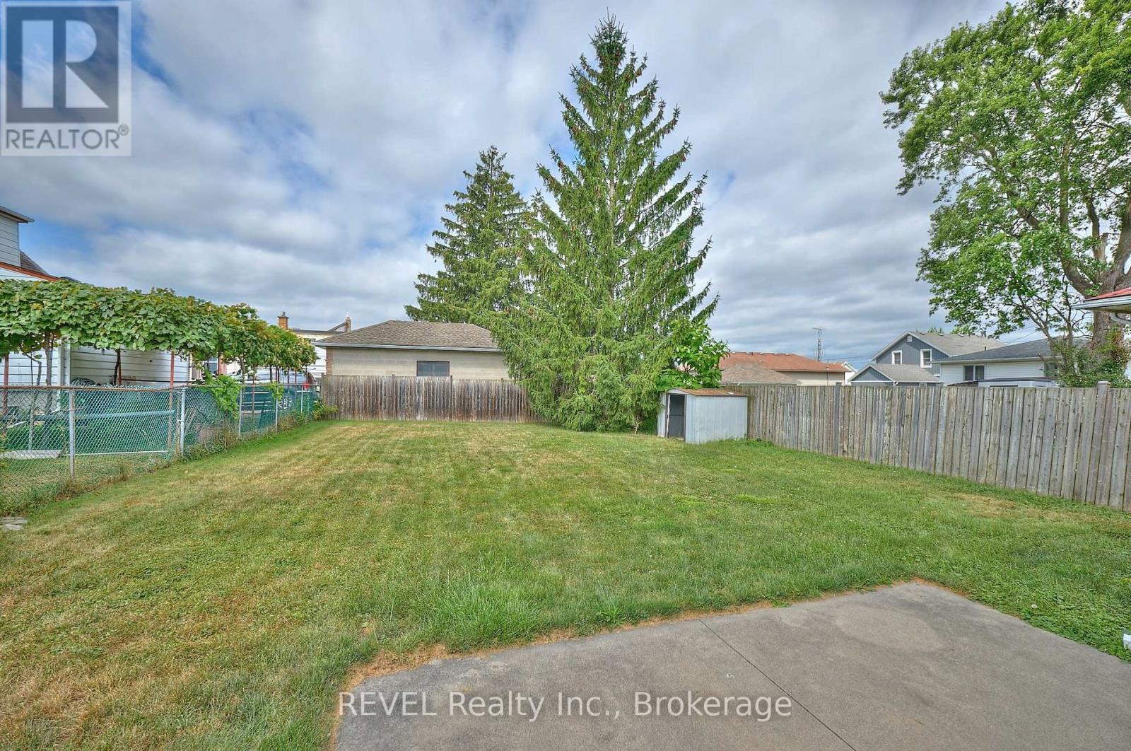9 Colborne Street, Thorold, Ontario  L2V 3P6 - Photo 25 - X12320404