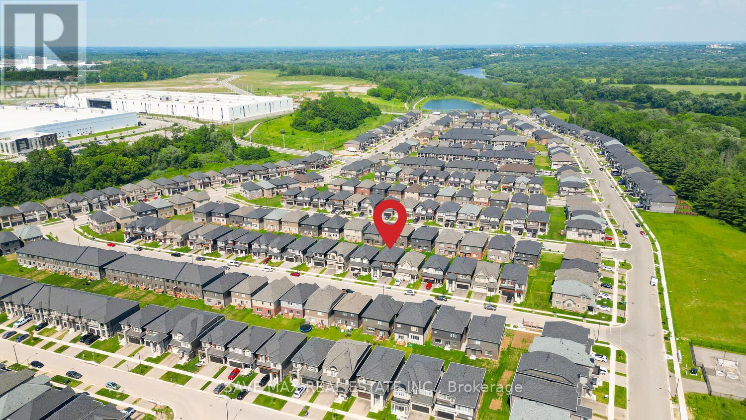 Property at 44 WAKELING DRIVE image 2
