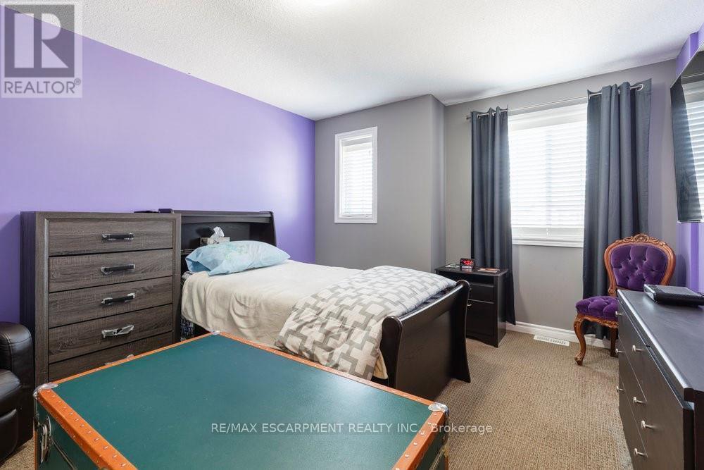 16 Avatar Place S, Hamilton, Ontario  L0R 1W0 - Photo 22 - X12320314