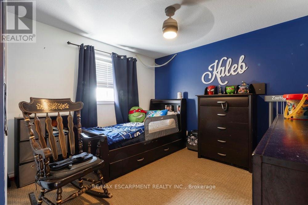 16 Avatar Place S, Hamilton, Ontario  L0R 1W0 - Photo 25 - X12320314