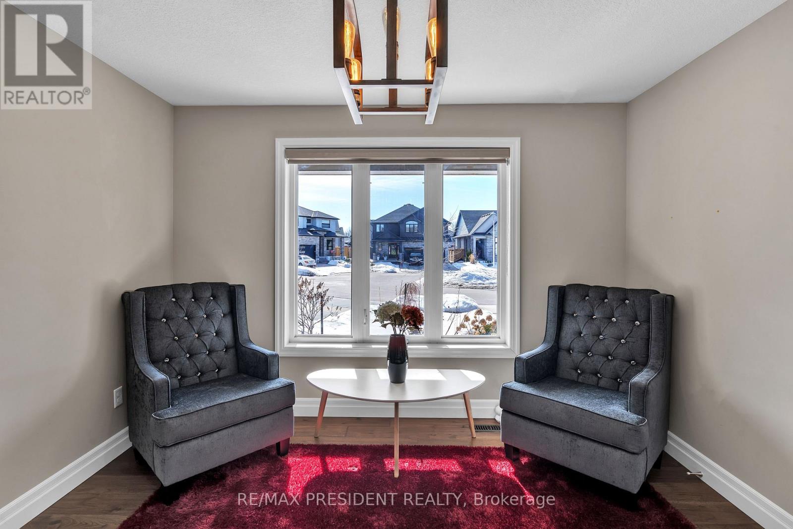 603 Hawthorne Place, Woodstock, Ontario  N4S 0E1 - Photo 11 - X12320324
