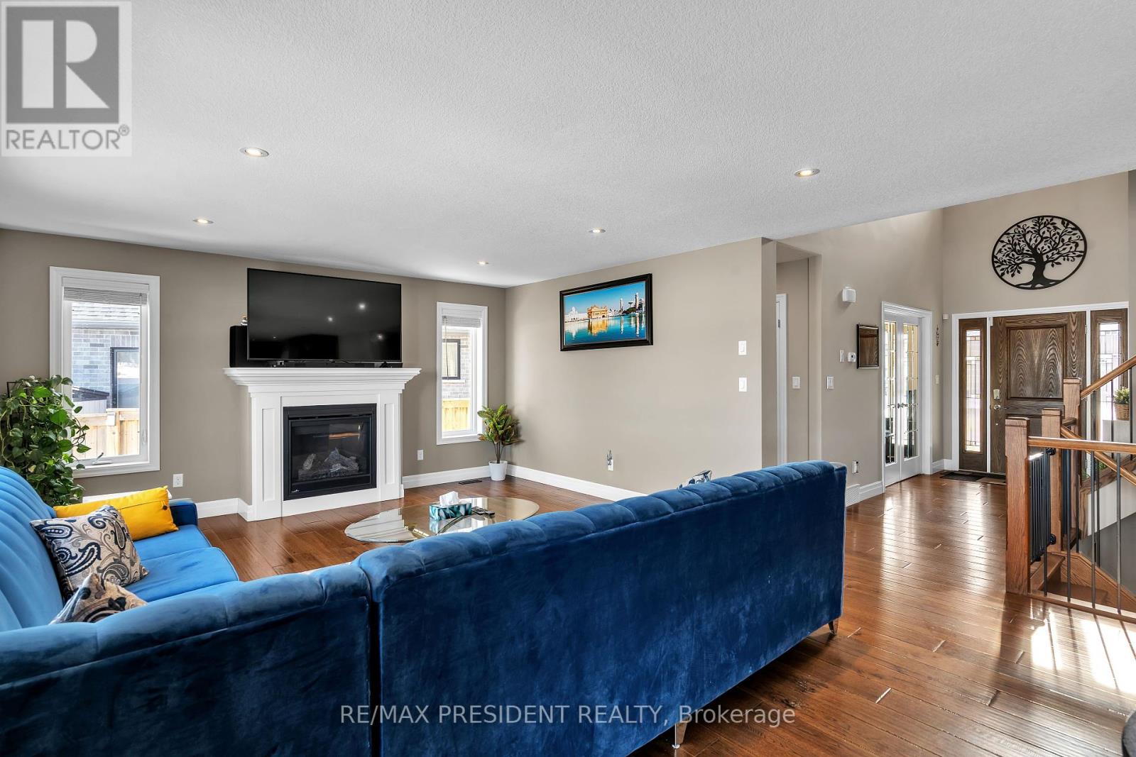 603 Hawthorne Place, Woodstock, Ontario  N4S 0E1 - Photo 13 - X12320324