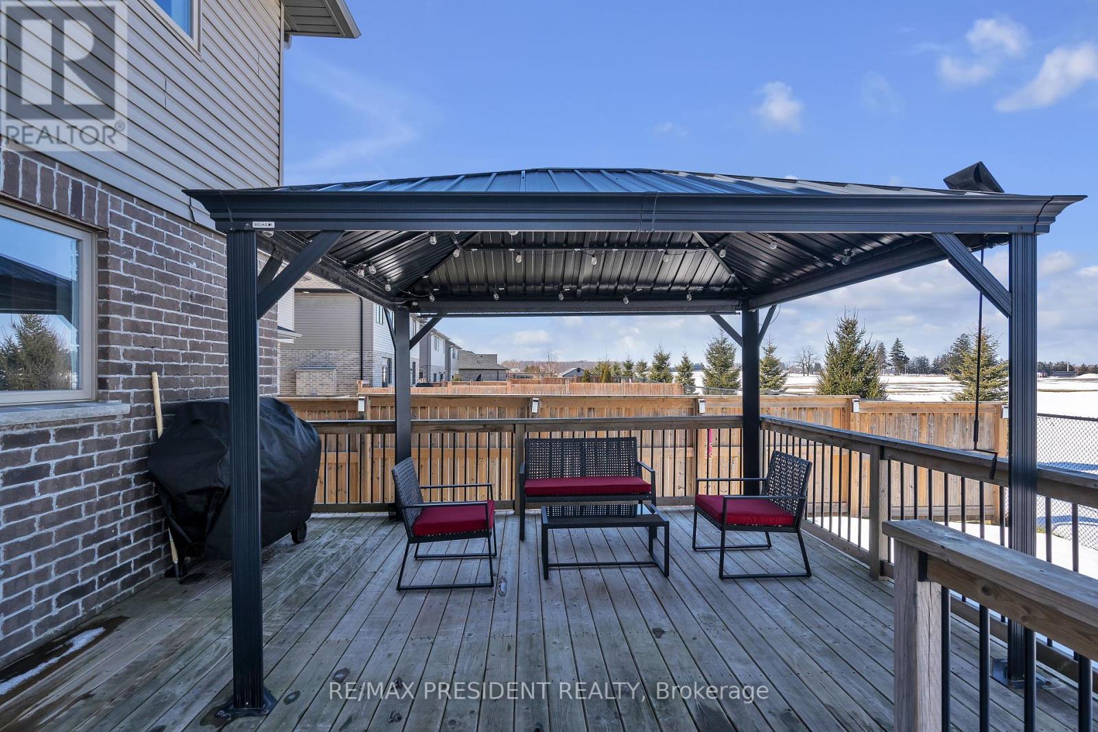603 Hawthorne Place, Woodstock, Ontario  N4S 0E1 - Photo 45 - X12320324