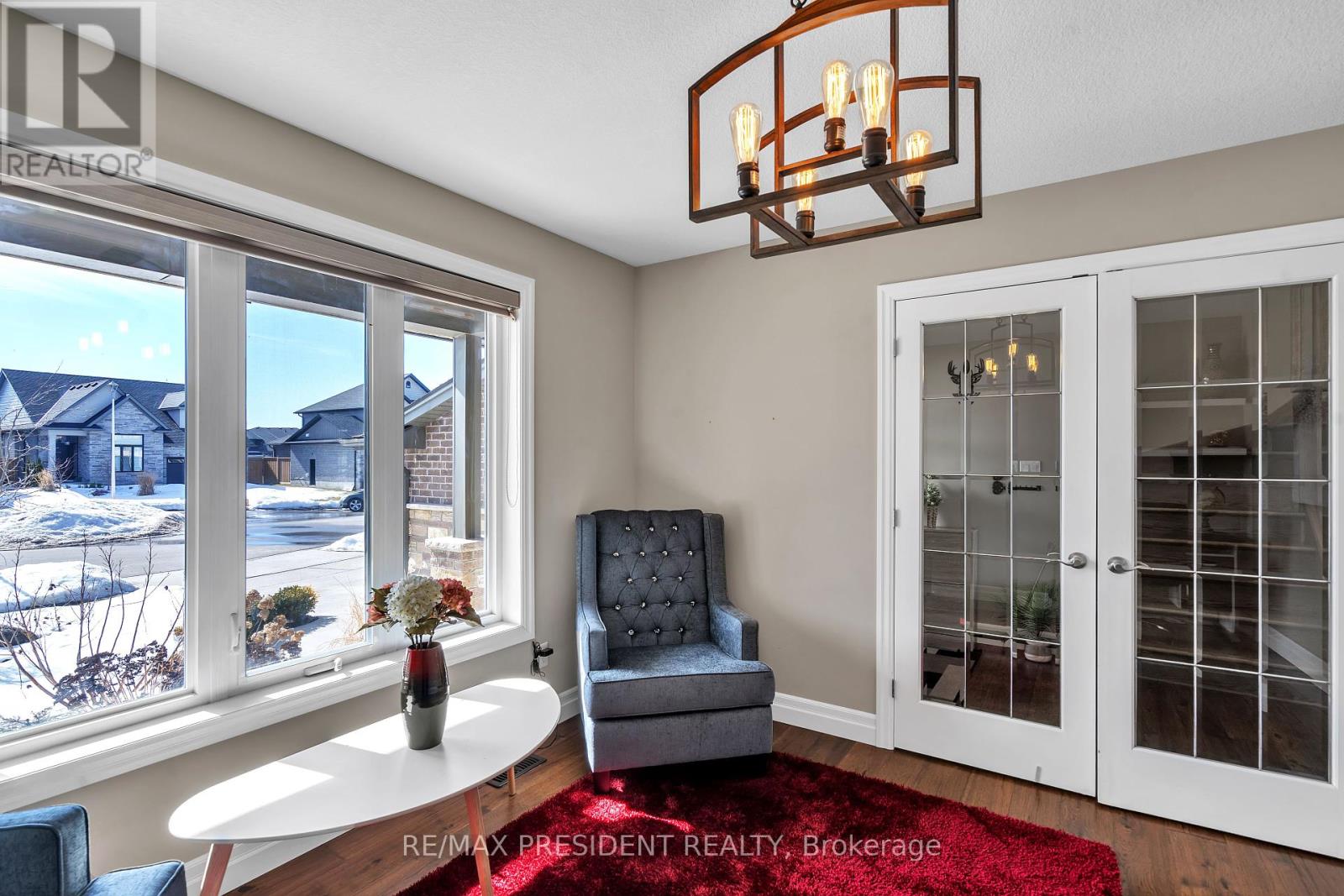 603 Hawthorne Place, Woodstock, Ontario  N4S 0E1 - Photo 9 - X12320324