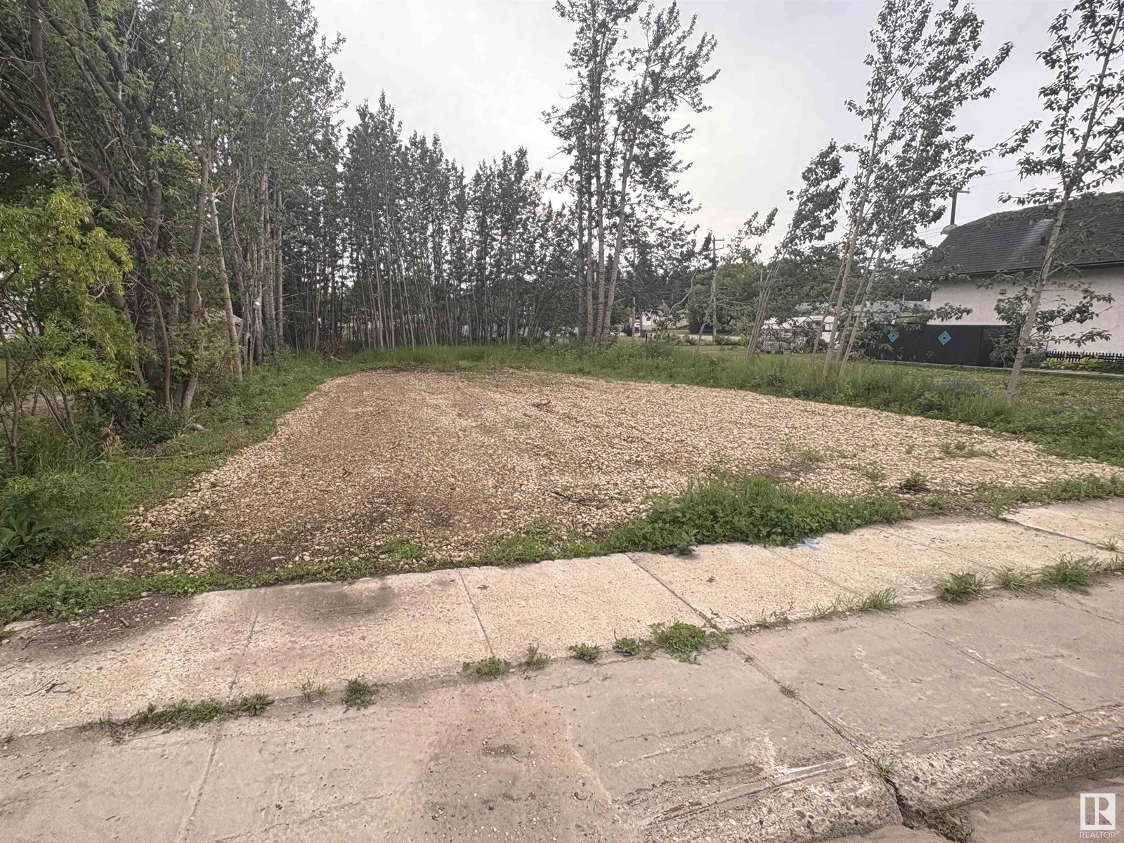 5121 50 AV, Entwistle, Alberta