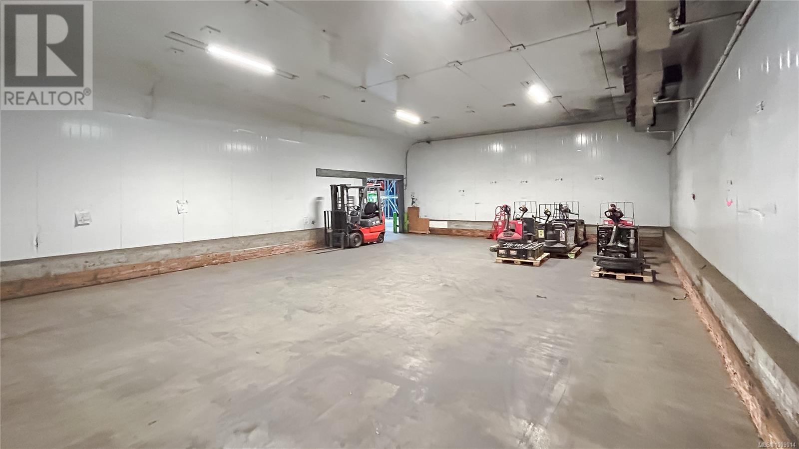 2855 Quesnel St, Victoria, British Columbia  V8T 4K2 - Photo 10 - 1009014