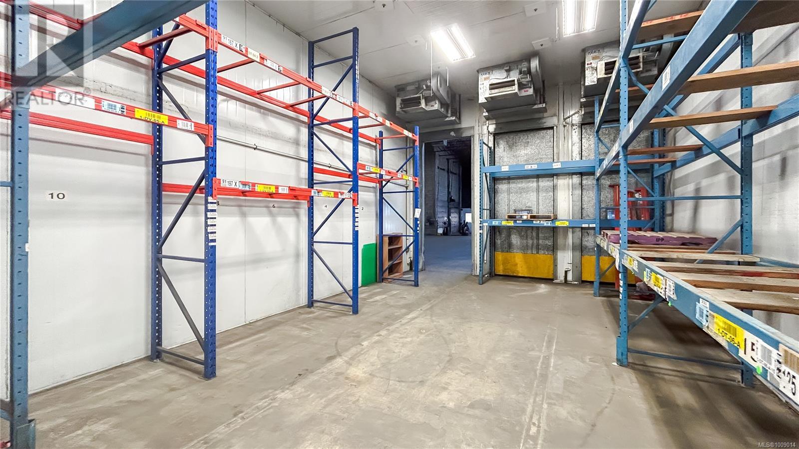 2855 Quesnel St, Victoria, British Columbia  V8T 4K2 - Photo 5 - 1009014