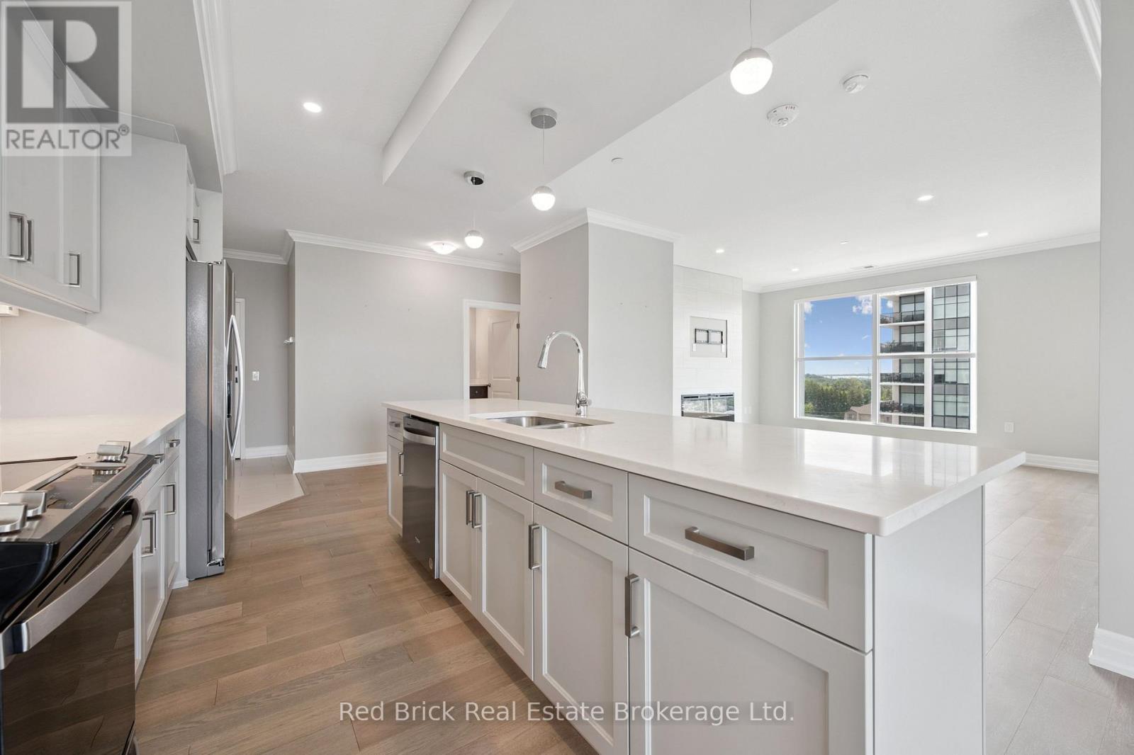 Property at 805 - 1880 GORDON STREET image 4