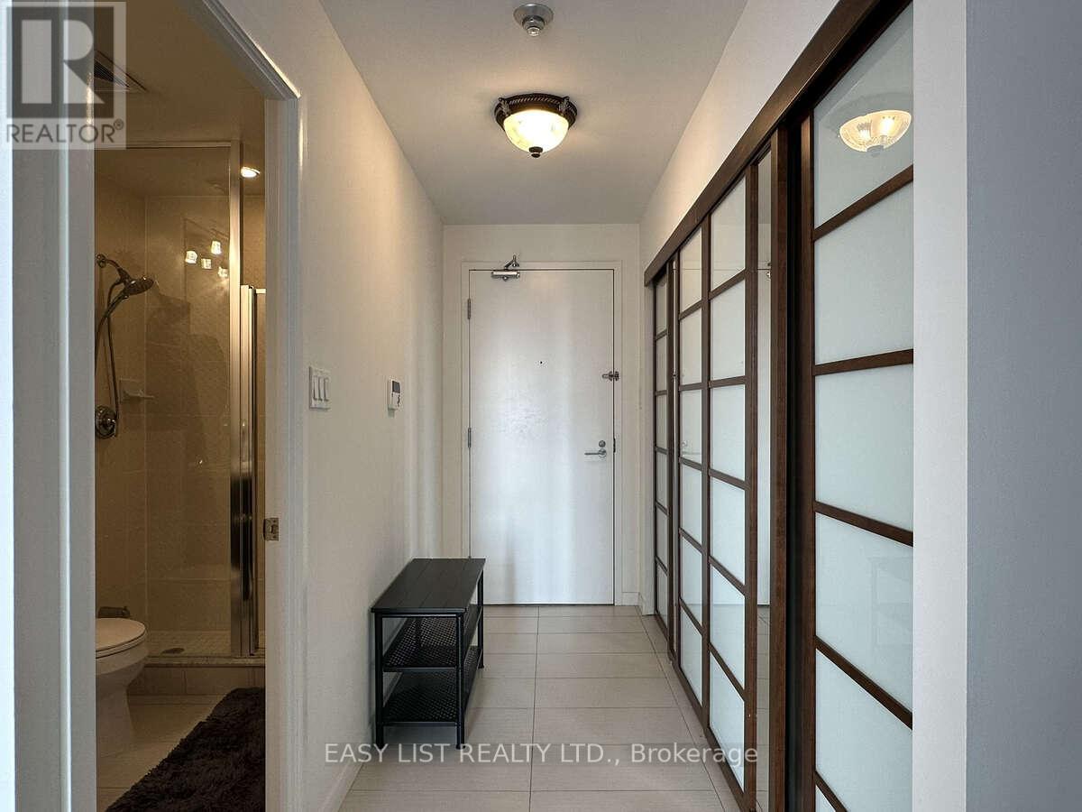 2203 - 37 Grosvenor Street, Toronto, Ontario  M4Y 3G5 - Photo 5 - C12320359