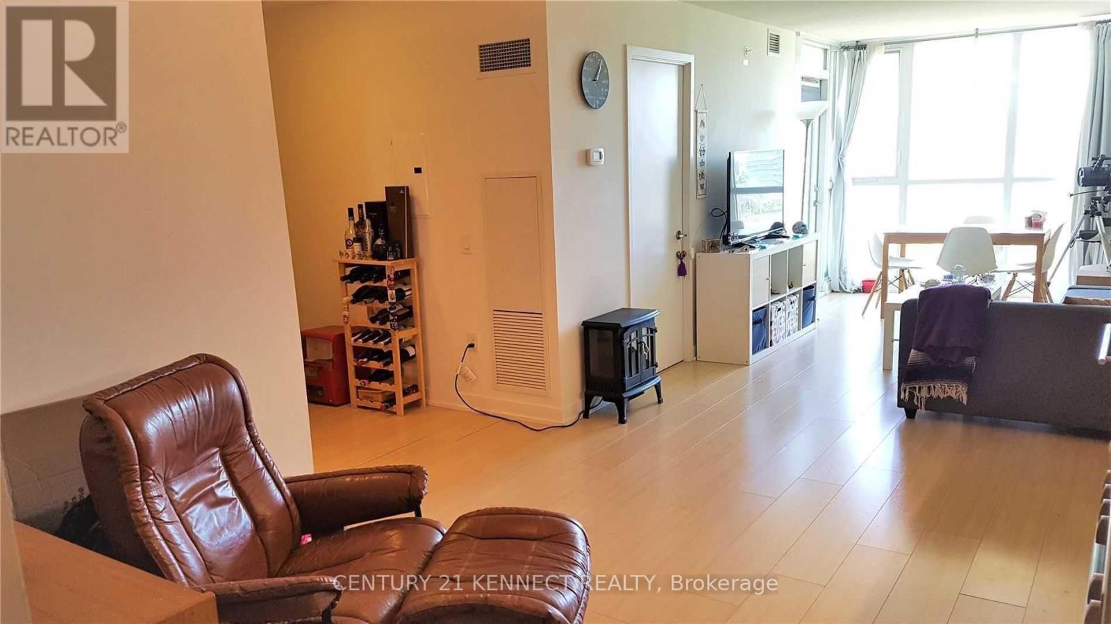 906 - 75 Queens Wharf Road, Toronto, Ontario  M5V 0J8 - Photo 13 - C12320398