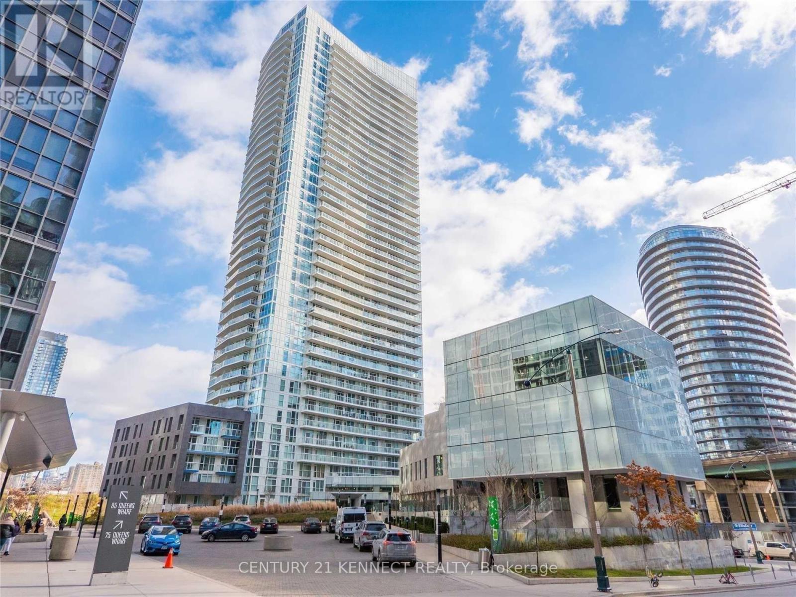 906 - 75 Queens Wharf Road, Toronto, Ontario  M5V 0J8 - Photo 3 - C12320398