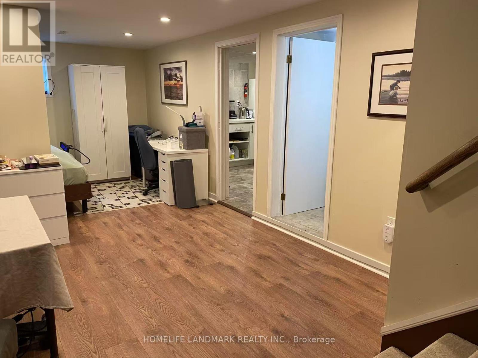 2603 Bromsgrove Road, Mississauga, Ontario  L5J 1M1 - Photo 29 - W12318666