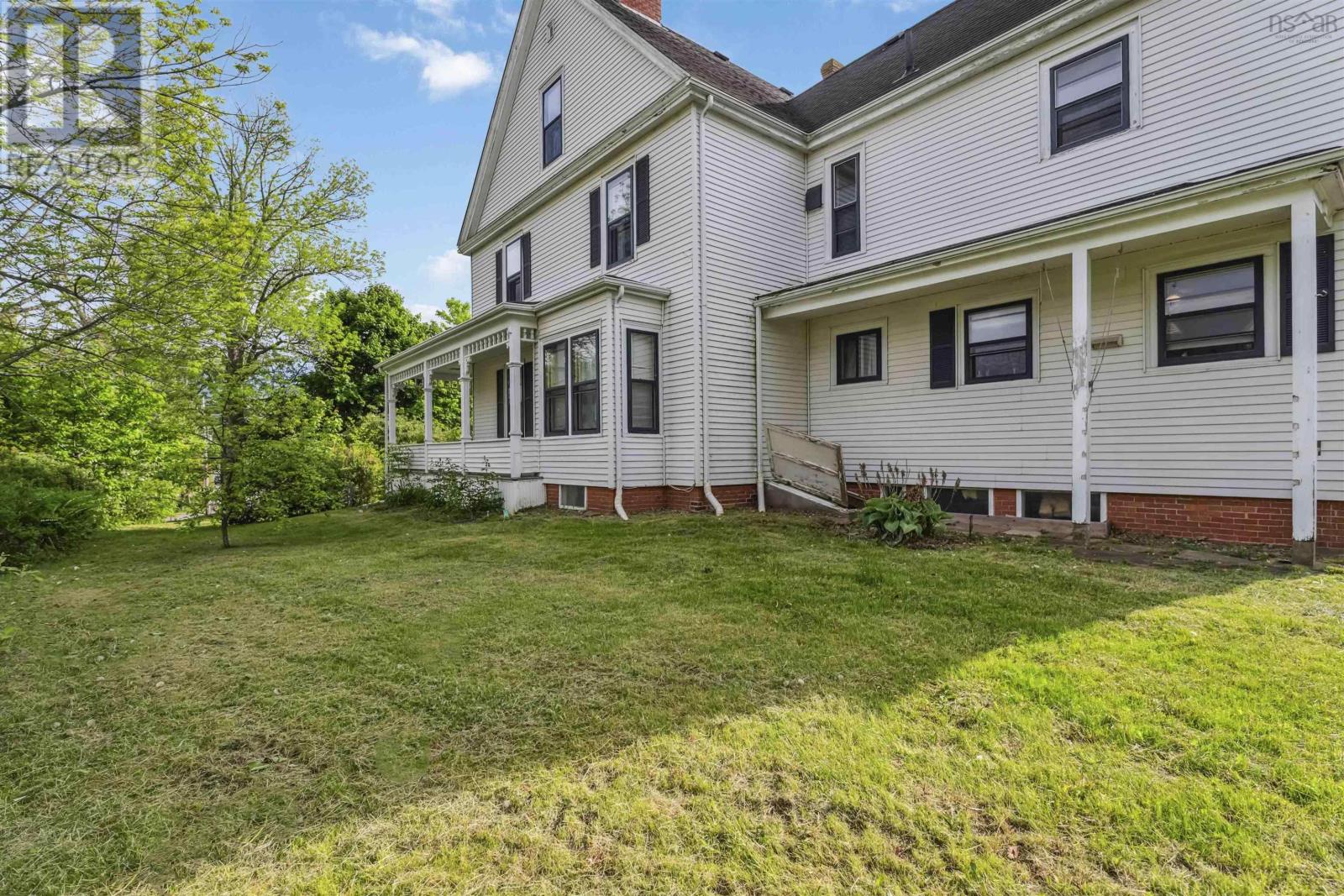 606 Main Street, Wolfville, Nova Scotia  B4P 1E8 - Photo 41 - 202513400