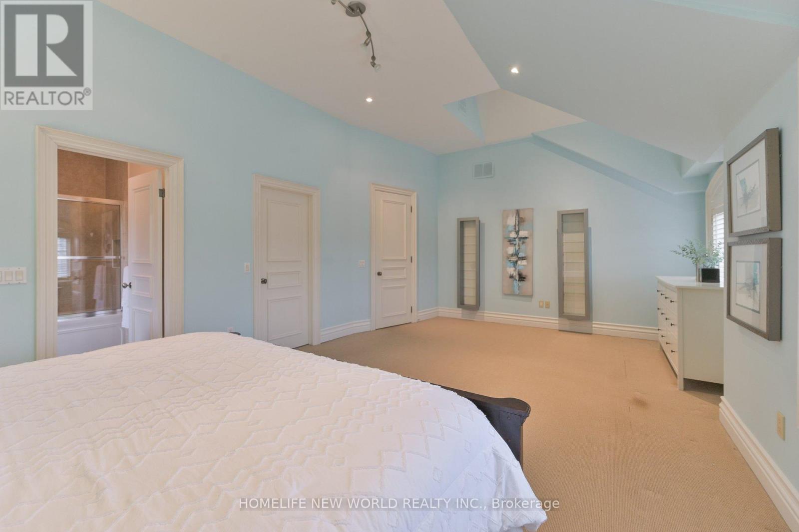 33 Evita Court, Vaughan, Ontario  L4J 8K6 - Photo 35 - N12320367