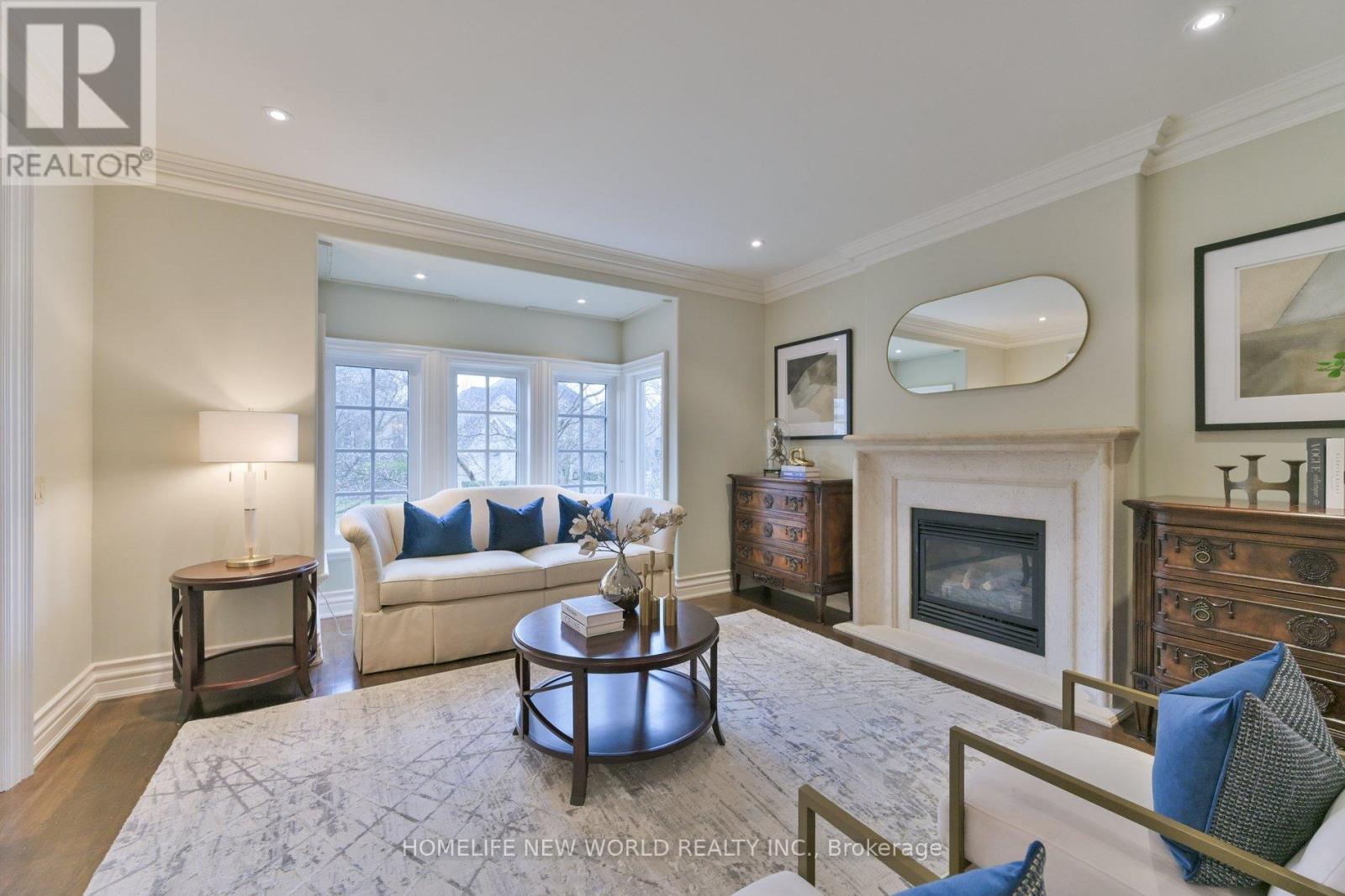 33 Evita Court, Vaughan, Ontario  L4J 8K6 - Photo 6 - N12320367