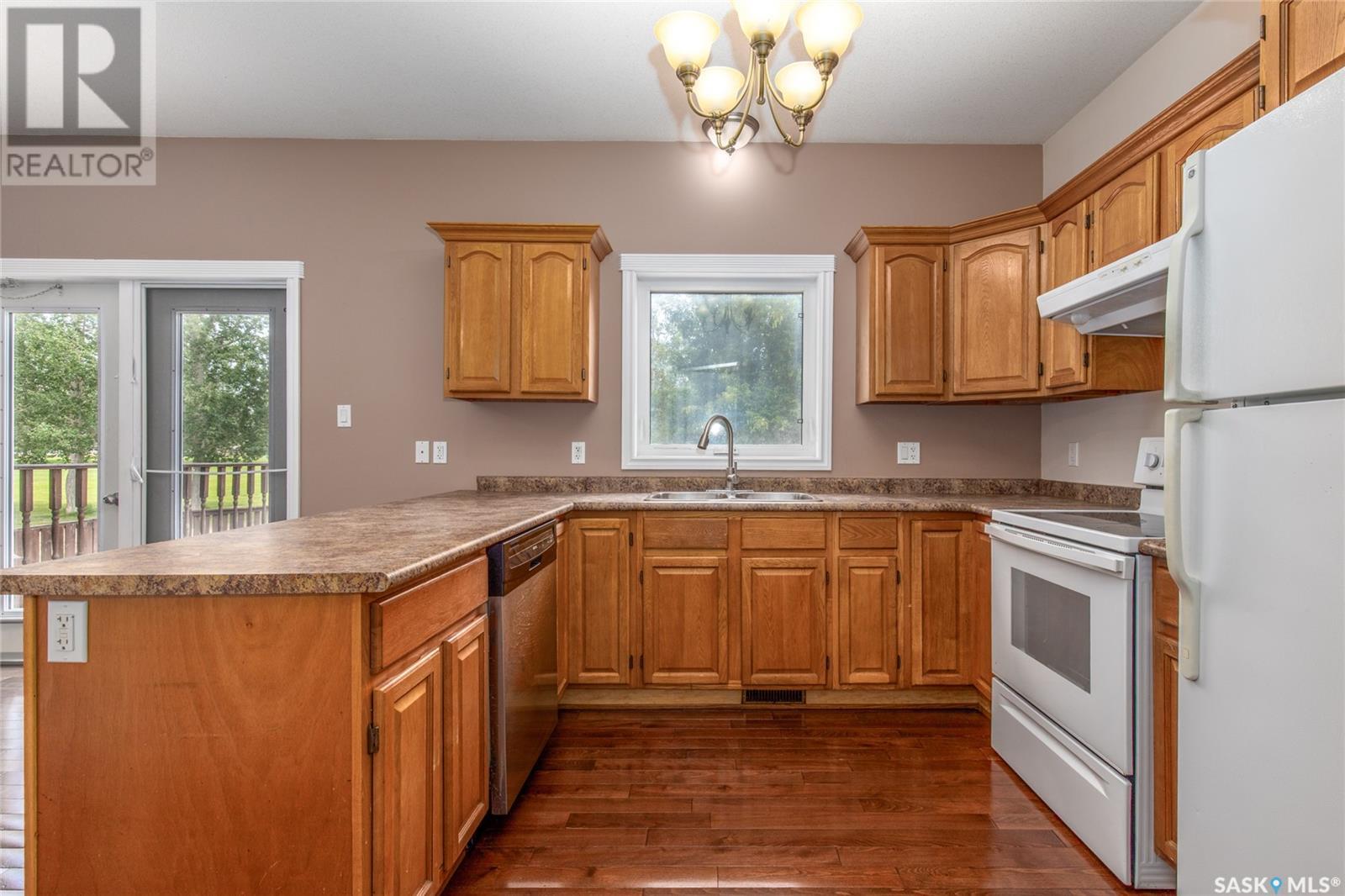 30 Carrington Drive, Moose Jaw, Saskatchewan  S6K 1C2 - Photo 18 - SK014428