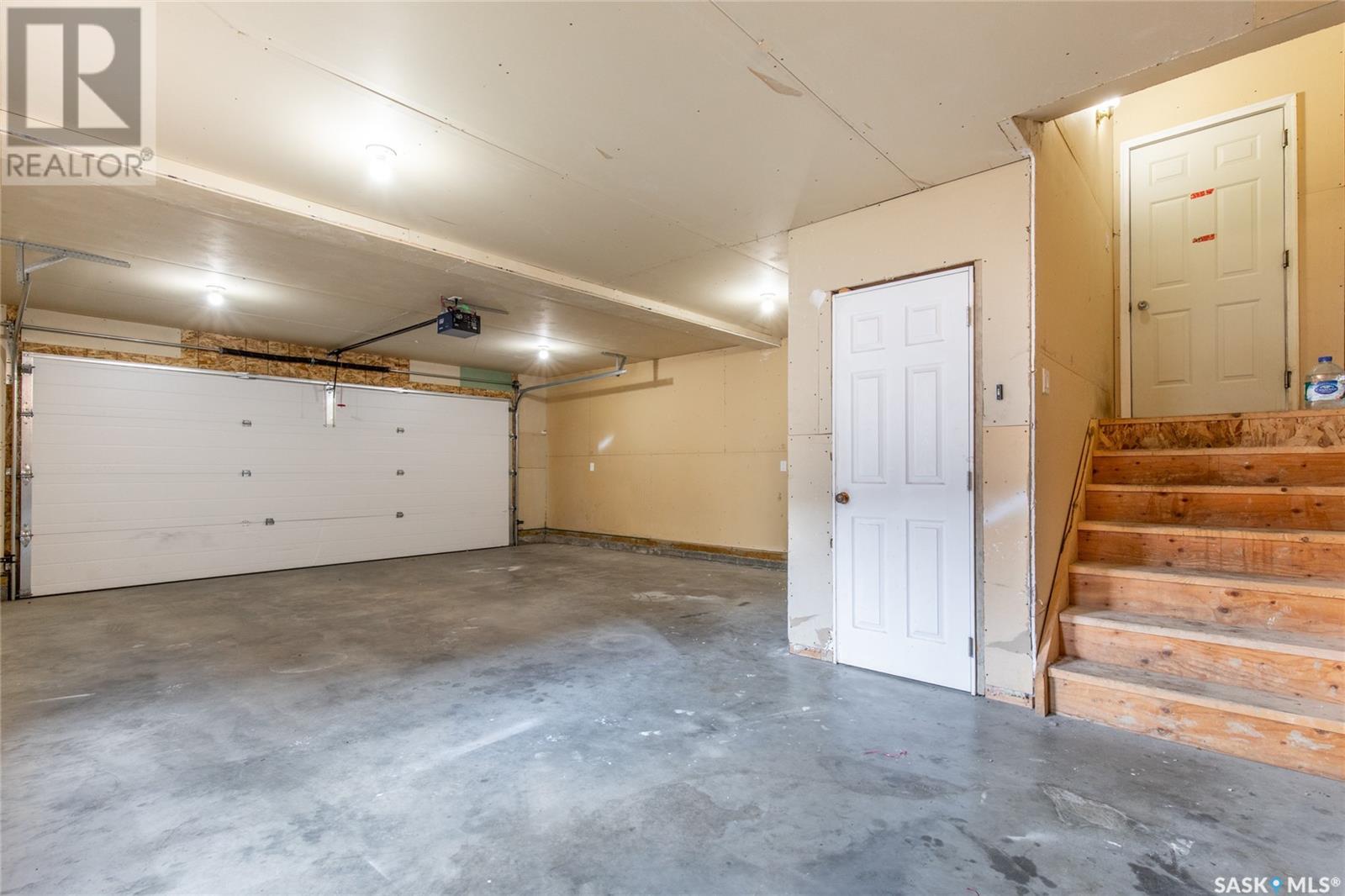 30 Carrington Drive, Moose Jaw, Saskatchewan  S6K 1C2 - Photo 45 - SK014428