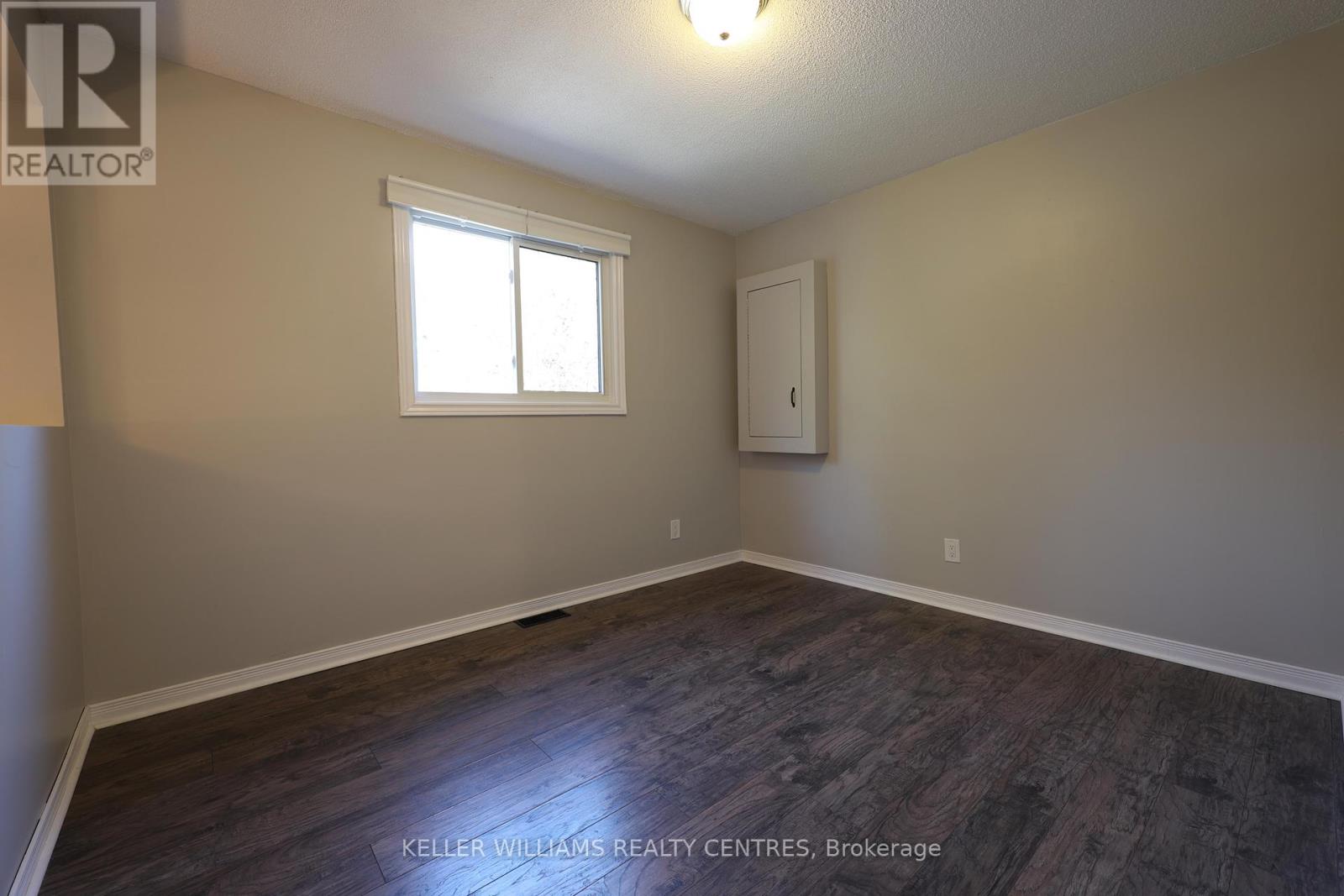 A - 26 Melinda Crescent, Barrie, Ontario  L4N 5G6 - Photo 13 - S12320426