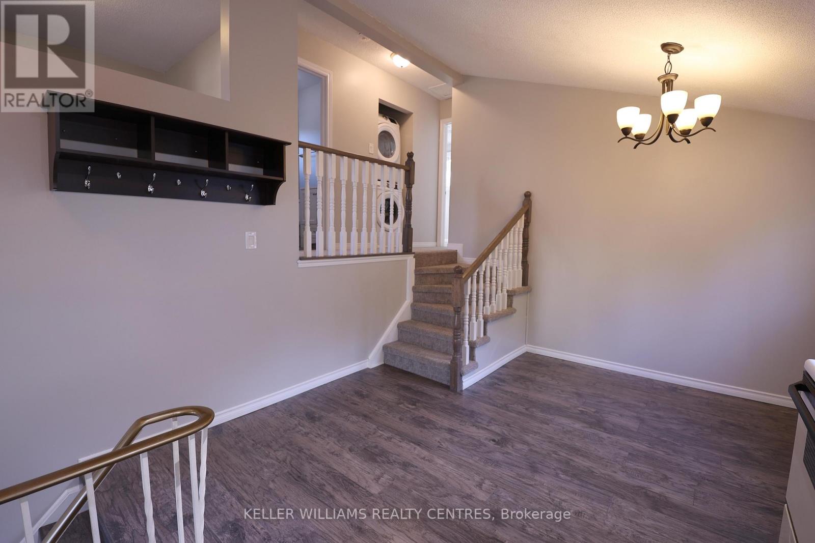 A - 26 Melinda Crescent, Barrie, Ontario  L4N 5G6 - Photo 8 - S12320426
