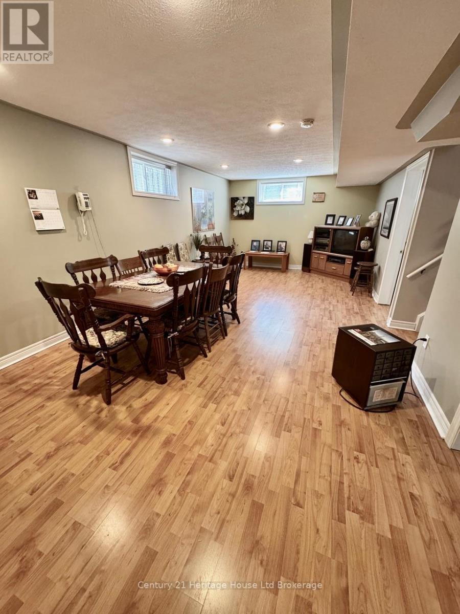 28 Teeple Street, Woodstock, Ontario  N4S 3Y7 - Photo 13 - X12320558