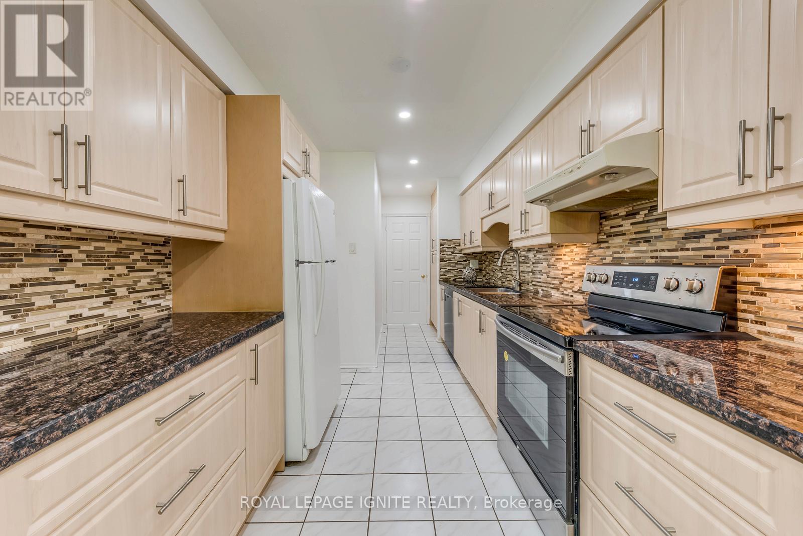 66 - 4635 Regents Terrace, Mississauga, Ontario  L5R 1W8 - Photo 13 - W12320403