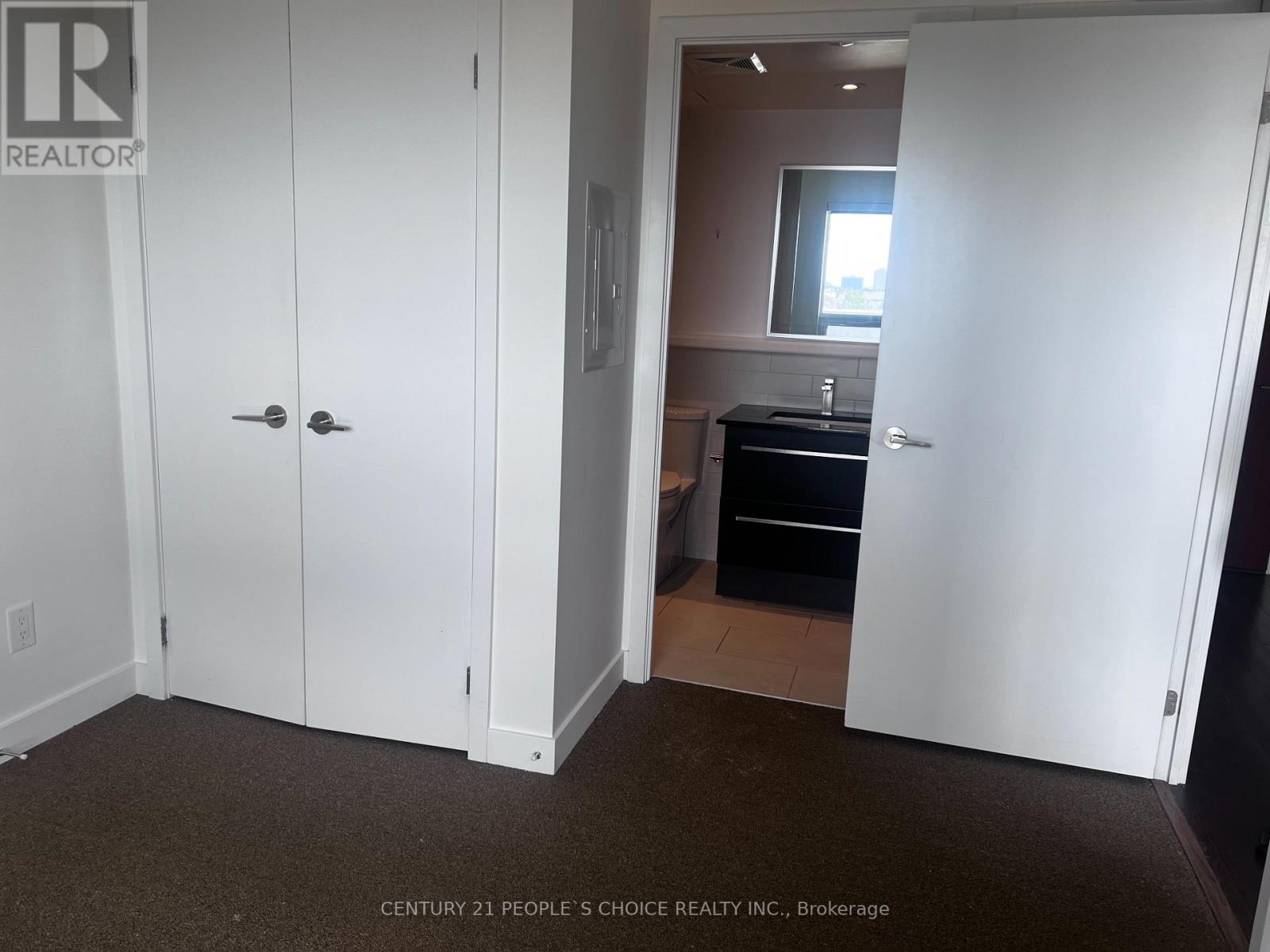 1004 - 160 Flemington Road, Toronto, Ontario  M6A 1N6 - Photo 3 - W12320416