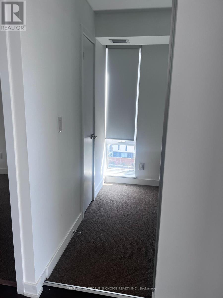 1004 - 160 Flemington Road, Toronto, Ontario  M6A 1N6 - Photo 4 - W12320416