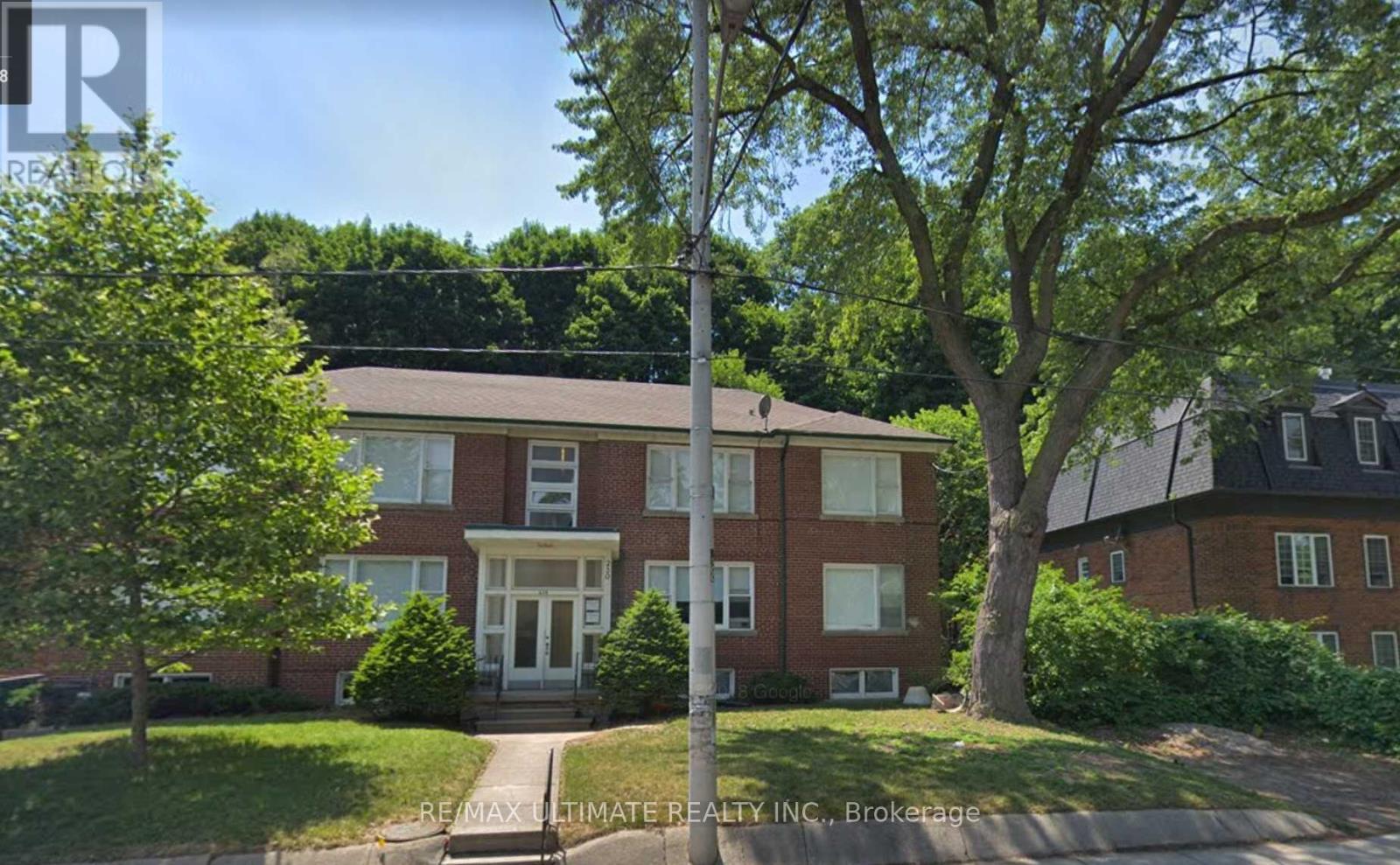 9 - 230 SOUTH KINGSWAY, Toronto, Ontario