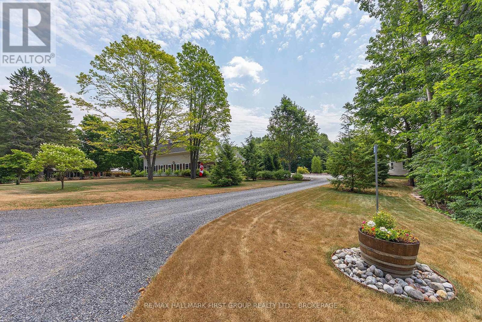 1335 County Road 2 Road, Leeds And The Thousand Islands, Ontario  K0E 1R0 - Photo 2 - X12320462