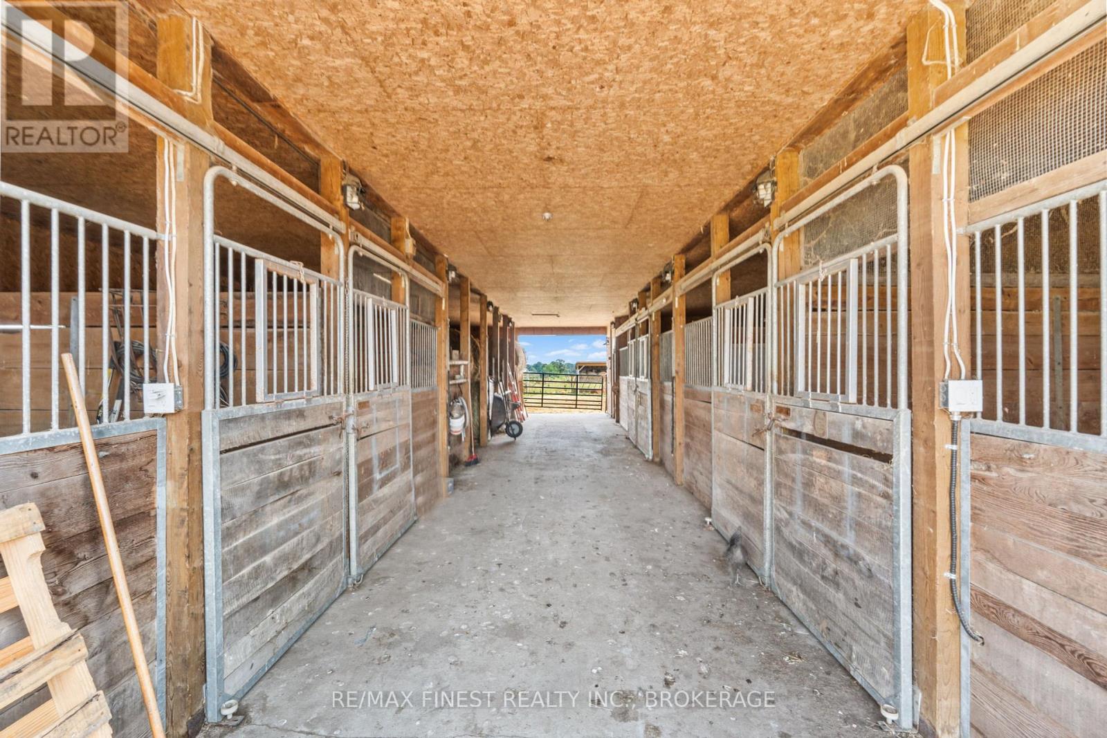 9476 County Rd 7, Elizabethtown-Kitley, Ontario  K0E 1A0 - Photo 37 - X12320557