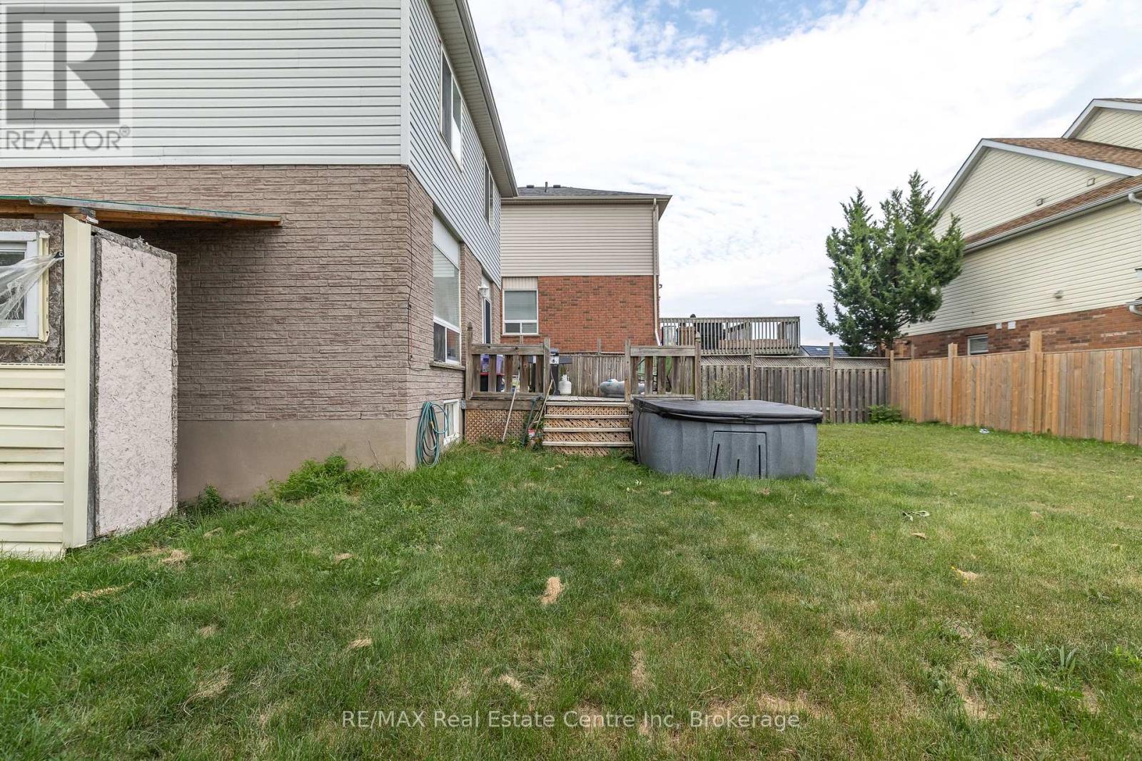 30 O'connor Lane, Guelph, Ontario  N1E 7G4 - Photo 39 - X12320567