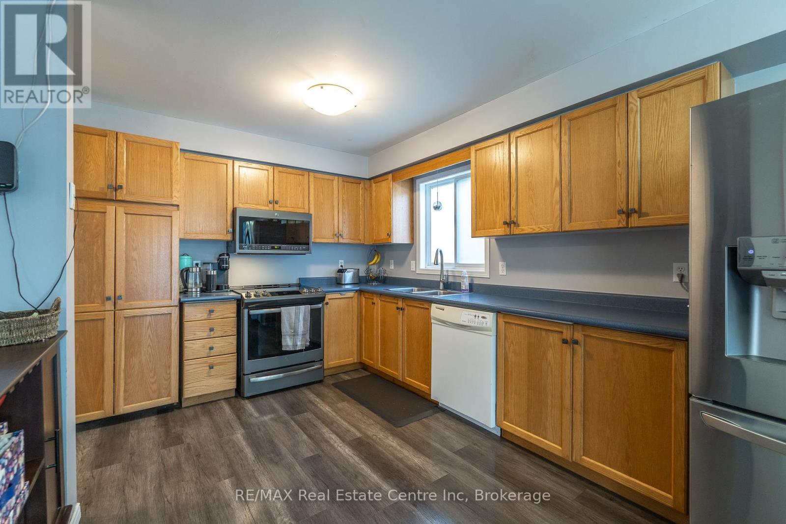 30 O'connor Lane, Guelph, Ontario  N1E 7G4 - Photo 9 - X12320567