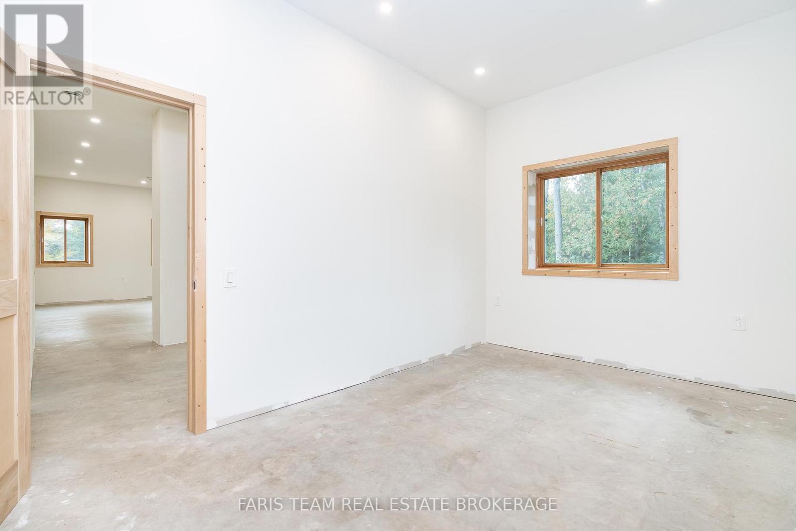 2576 Champlain Road, Tiny, Ontario  L9M 0C9 - Photo 12 - S12320432