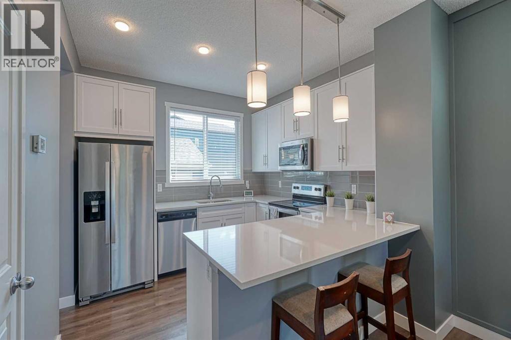 Property at 171 Livingston Avenue NE image 3