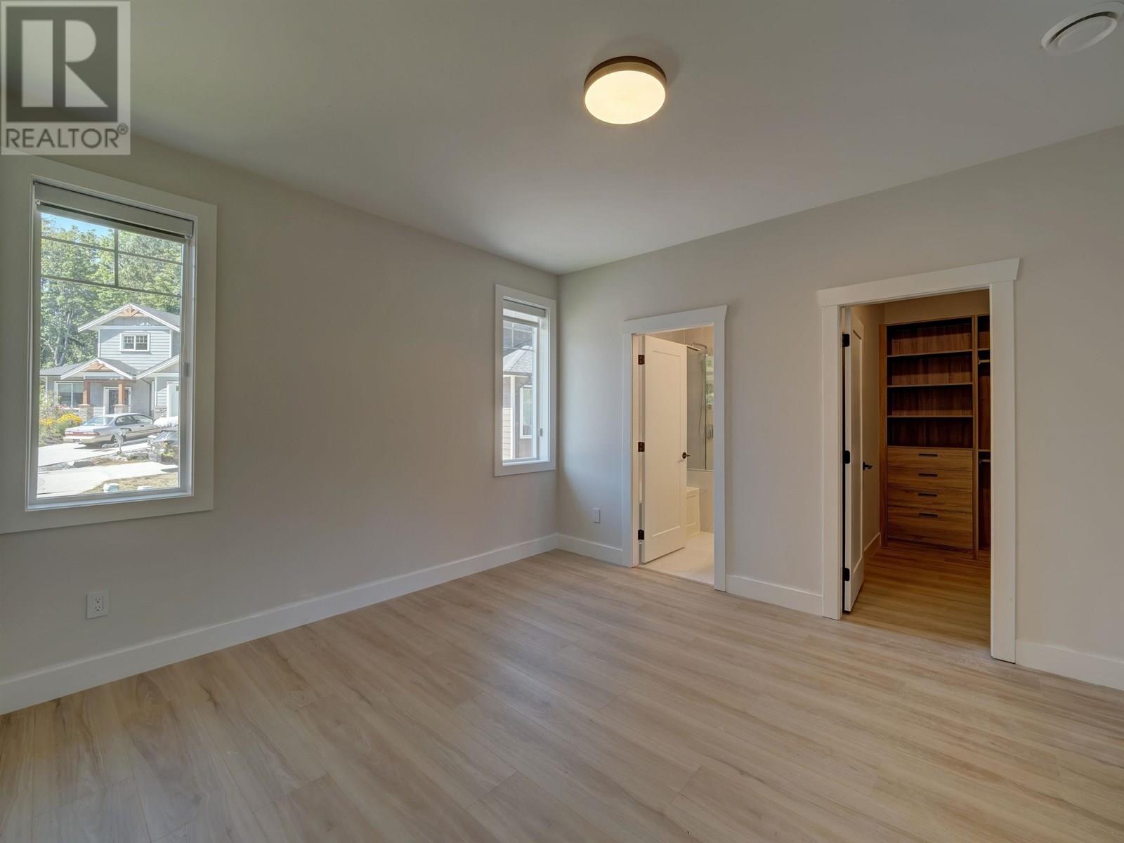 6070-6072 Heartwood Place, Sechelt, British Columbia  V7Z 0P9 - Photo 17 - R3030605