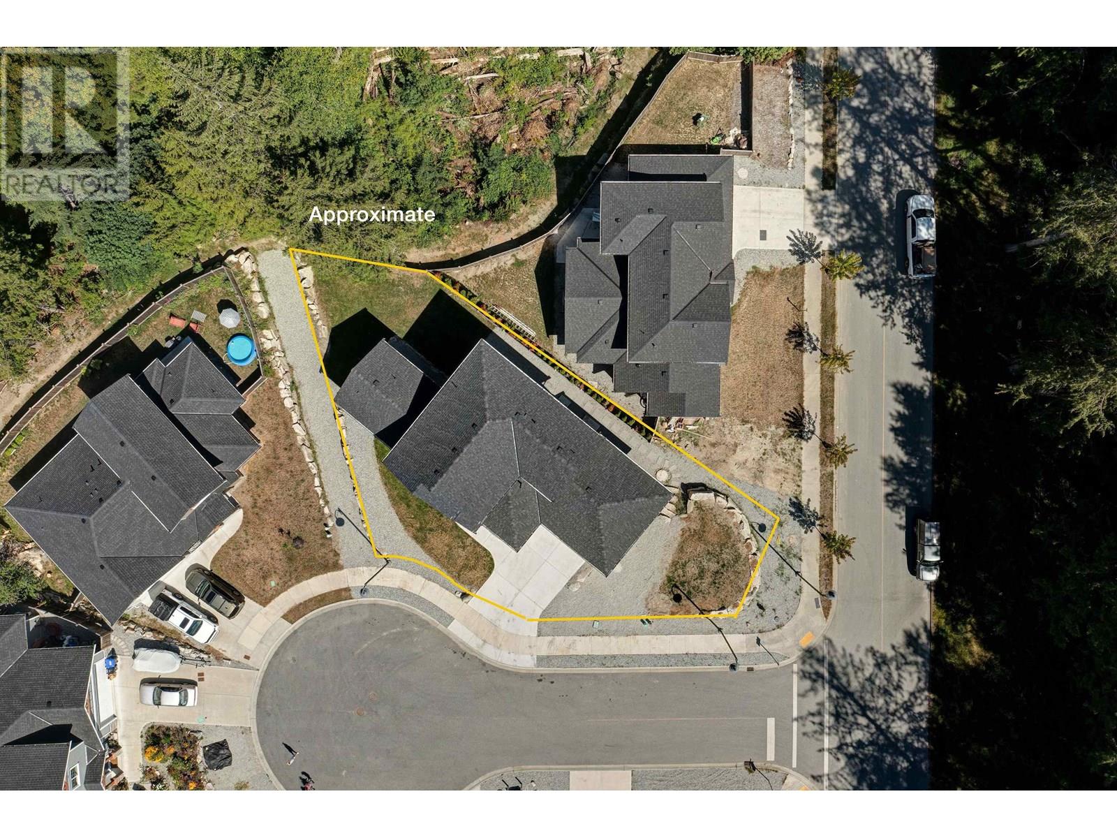 6070-6072 Heartwood Place, Sechelt, British Columbia  V7Z 0P9 - Photo 5 - R3030605