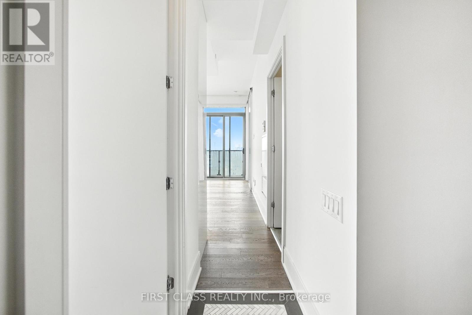 4804 - 42 Charles Street E, Toronto, Ontario  M4Y 1T4 - Photo 5 - C12320552