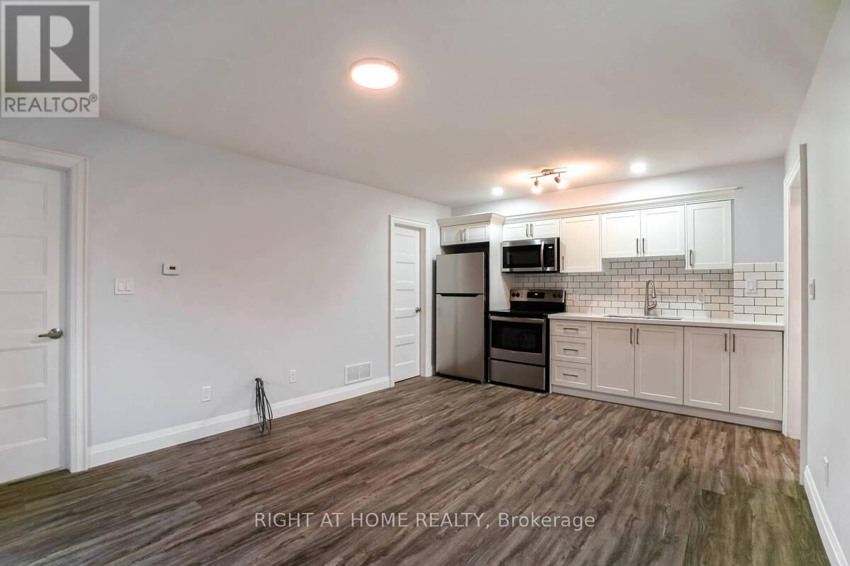 Unit 2 - 865 Simcoe Street S, Oshawa, Ontario  L1H 4K8 - Photo 4 - E12320501