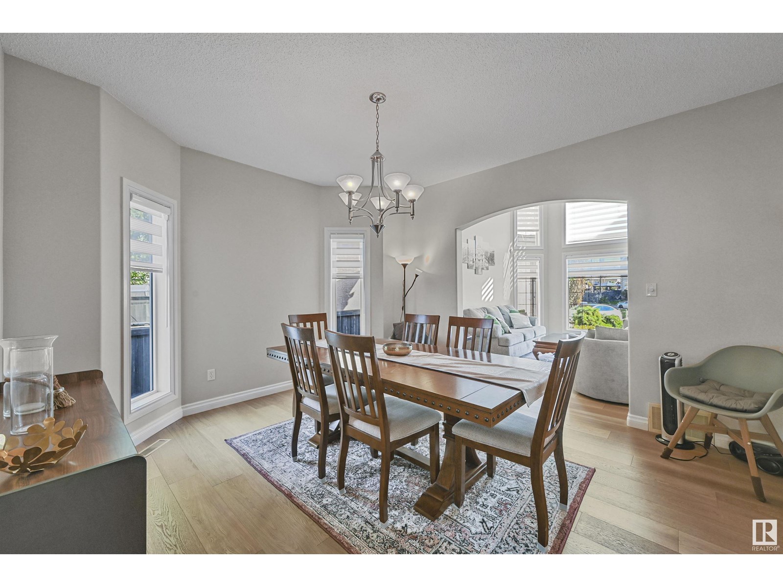 1516 Thorogood Cl Nw, Edmonton, Alberta  T6R 3K7 - Photo 6 - E4450835