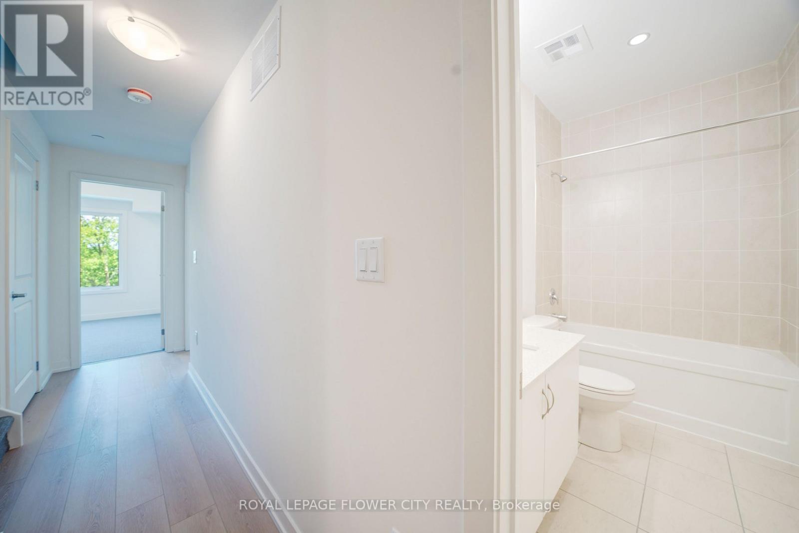 2304 - 58 Elizabeth Street S, Richmond Hill, Ontario  L4C 5W2 - Photo 26 - N12320484