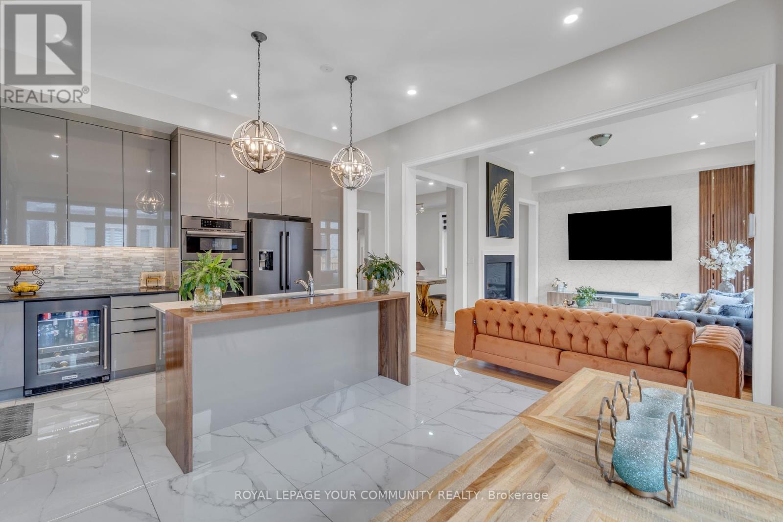 41 Marvin Avenue, Oakville, Ontario  L6H 0Z6 - Photo 12 - W12320503