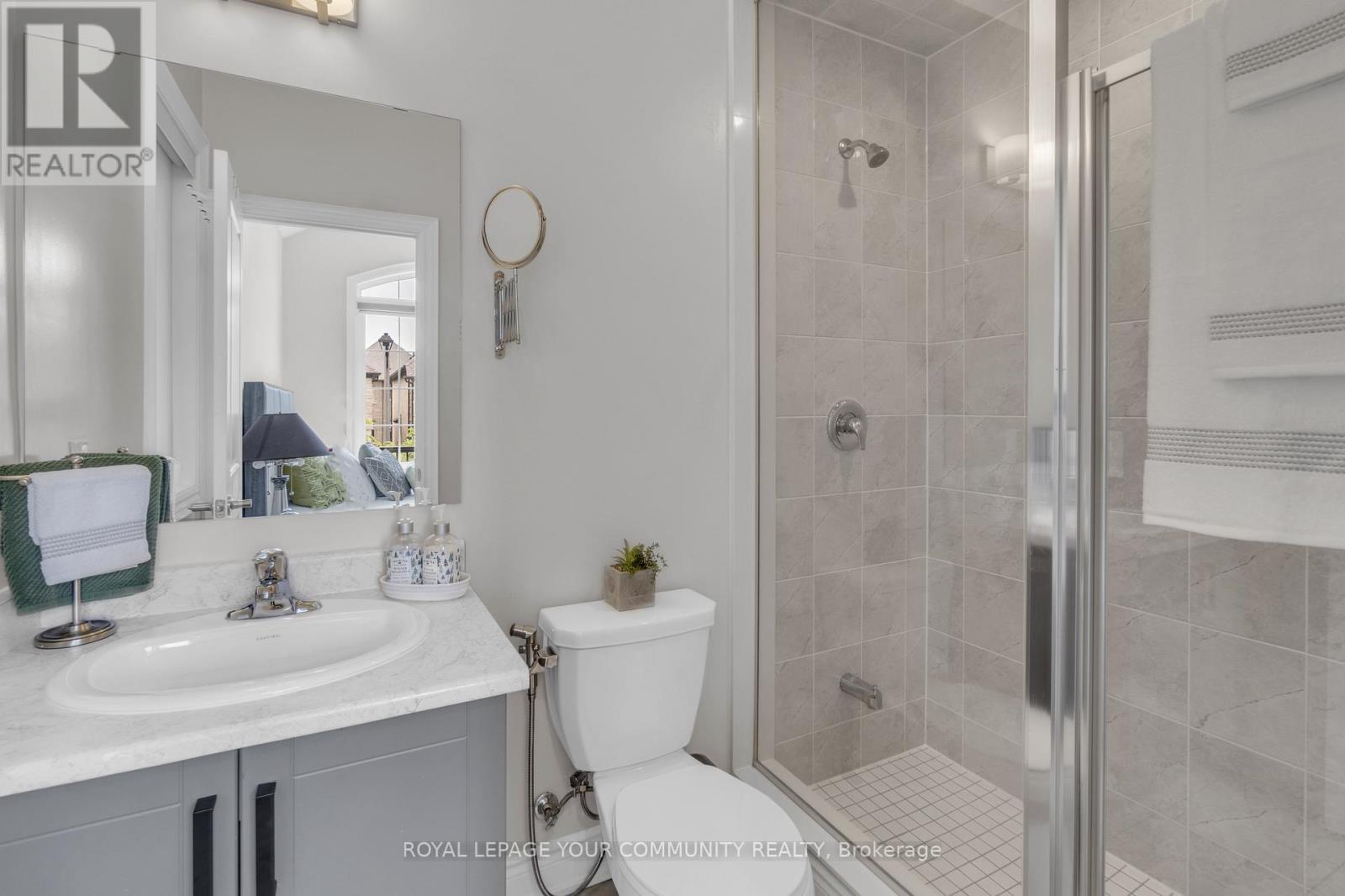 41 Marvin Avenue, Oakville, Ontario  L6H 0Z6 - Photo 14 - W12320503