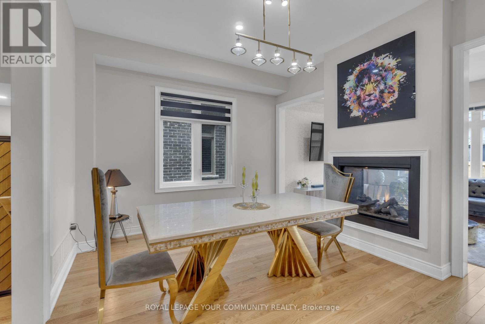 41 Marvin Avenue, Oakville, Ontario  L6H 0Z6 - Photo 5 - W12320503